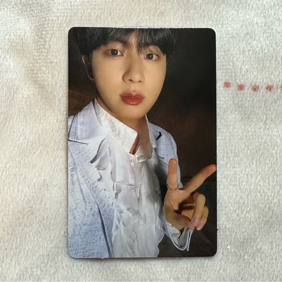 BTS MAP OF THE SOUL ON:E CONCEPT PHOTOBOOK CLUE Jin Seokjin PC Photocard - Picture 1 of 3